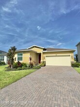 Building Photo - 687 Veridian Cir NW