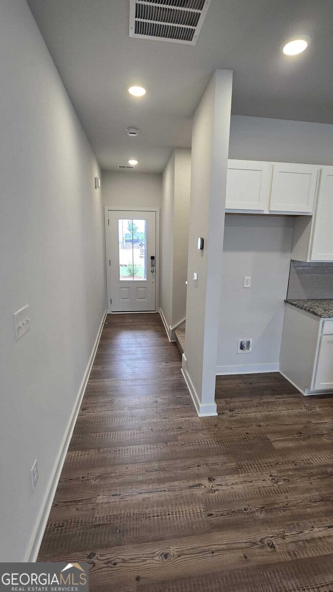 Foto del edificio - 17 Founders Dr