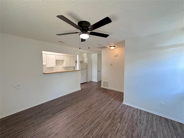 Foto del edificio - 5408 Helmick Ave