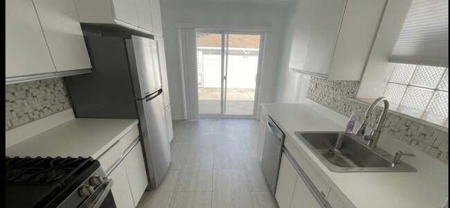 Foto del edificio - 9521 Kildare Ave