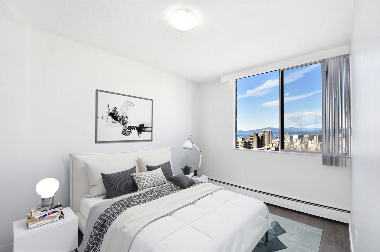 Primary Photo - Central Plaza