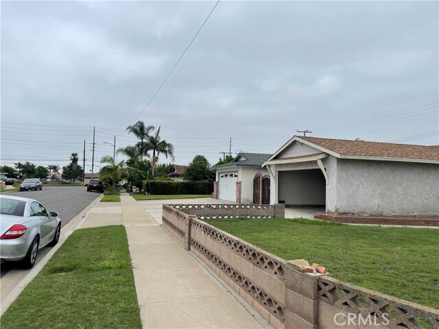 Foto del edificio - 14951 Deanann Pl