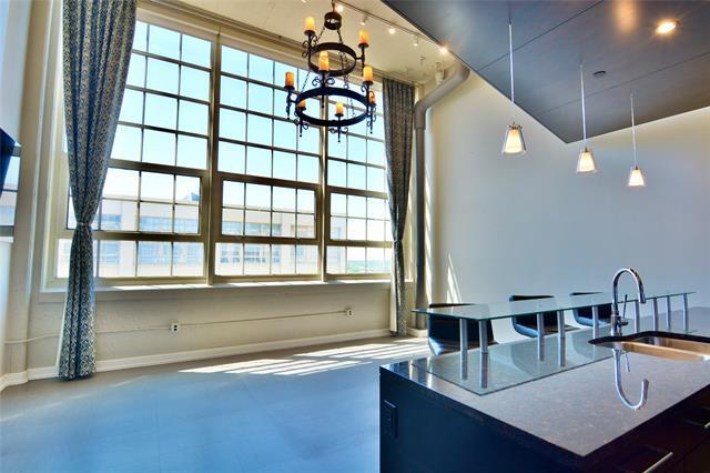 Foto del edificio - 2600 W 7th St