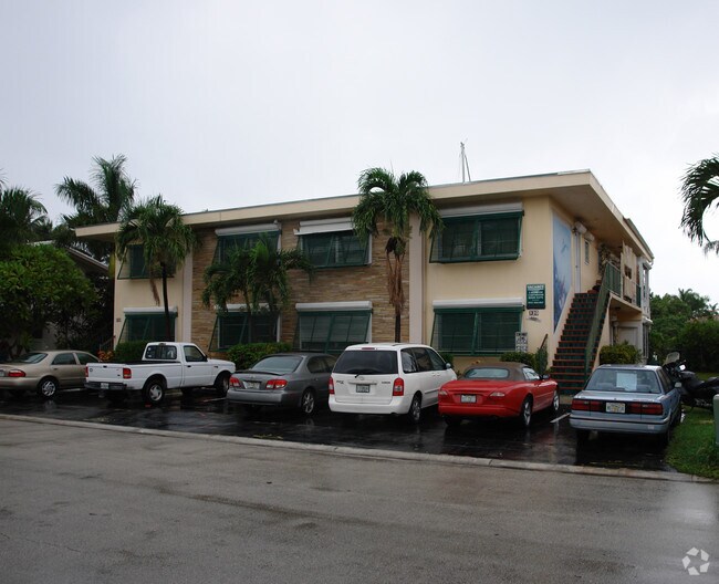 Foto del edificio - 120 Isle
