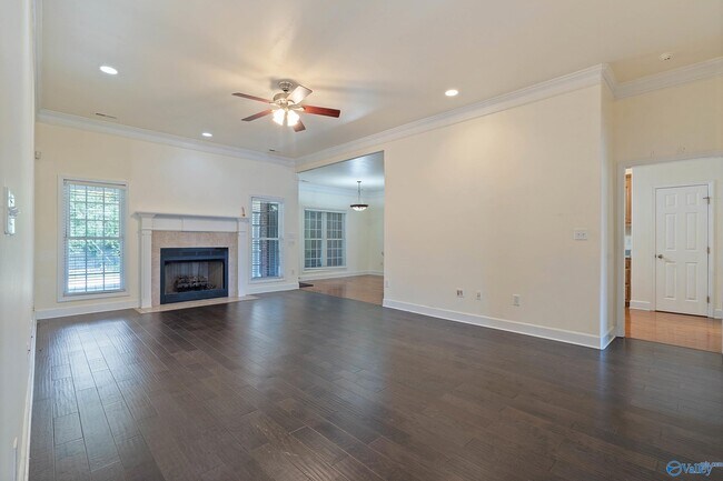 Building Photo - 216 Honor Way