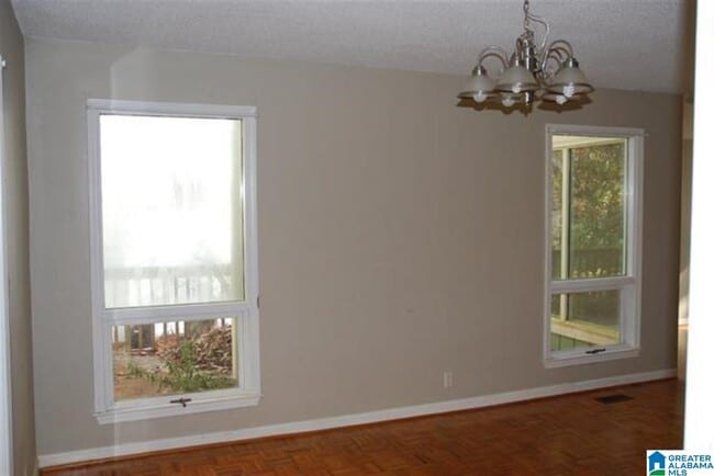 Building Photo - 5136 Selkirk Dr