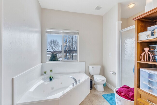 Foto del edificio - 87 Silver Fox Ln