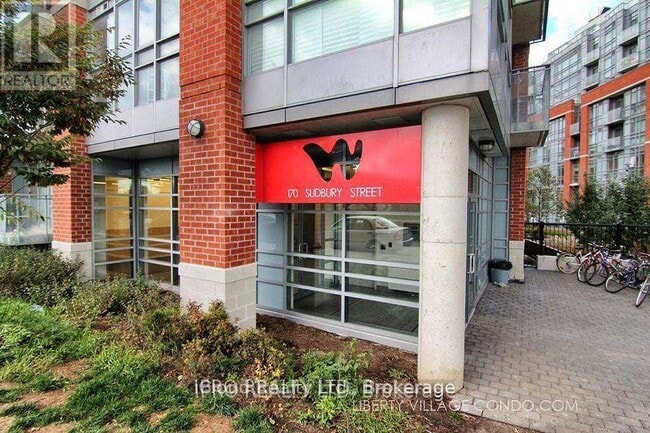 Building Photo - 170-170 Sudbury St