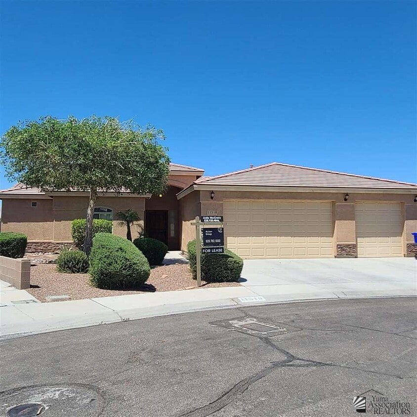 Primary Photo - 11319 S Sally Dr