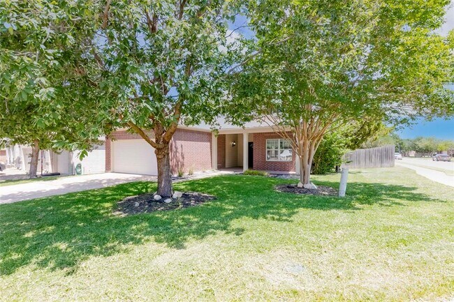 Building Photo - 20913 Mandrake Dr