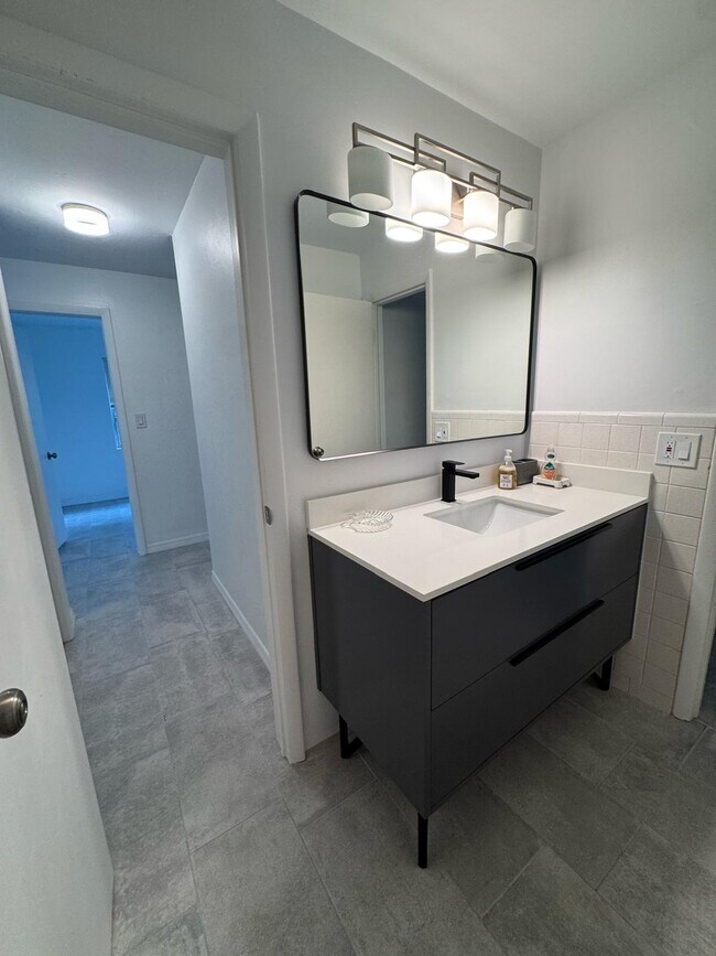 Foto del edificio - 333 NE 131st Ln