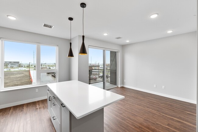 Interior Photo - Uptown & Main