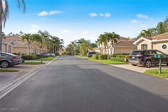 Foto del edificio - 7800 Woodbrook Cir