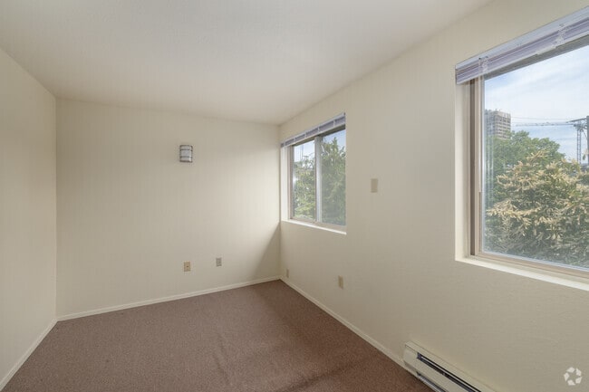 2 habitaciones, 1 baño - 542 pies cuadrados Cedar 42 - Blue Lake Apartments