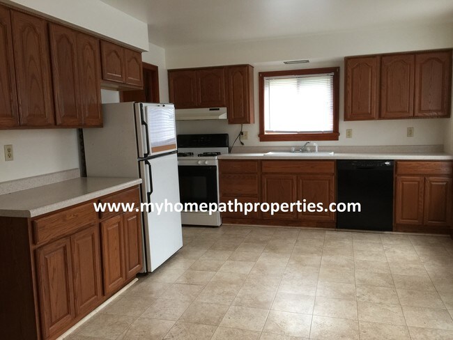 Building Photo - 532 Boyd St