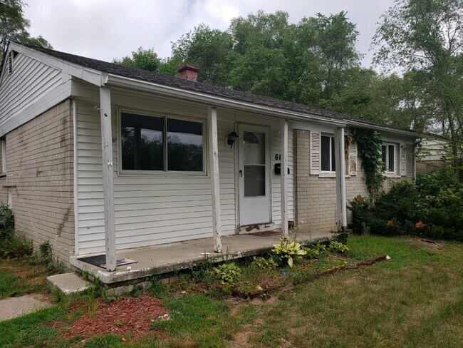 Foto del edificio - 682 Oswego Ave