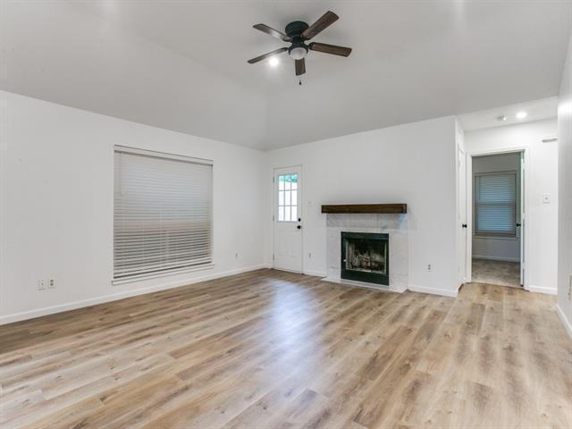 Building Photo - 333 Banyan Dr