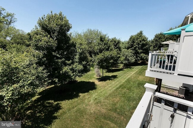 Building Photo - 8505 Young Rivers Ct