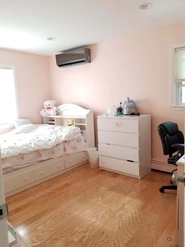 Foto del edificio - 5 Jeffrey Ct