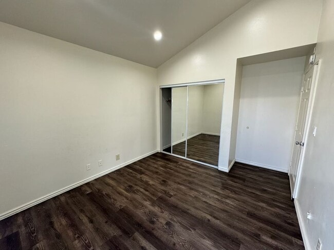 Foto del edificio - 4 Bedroom Home