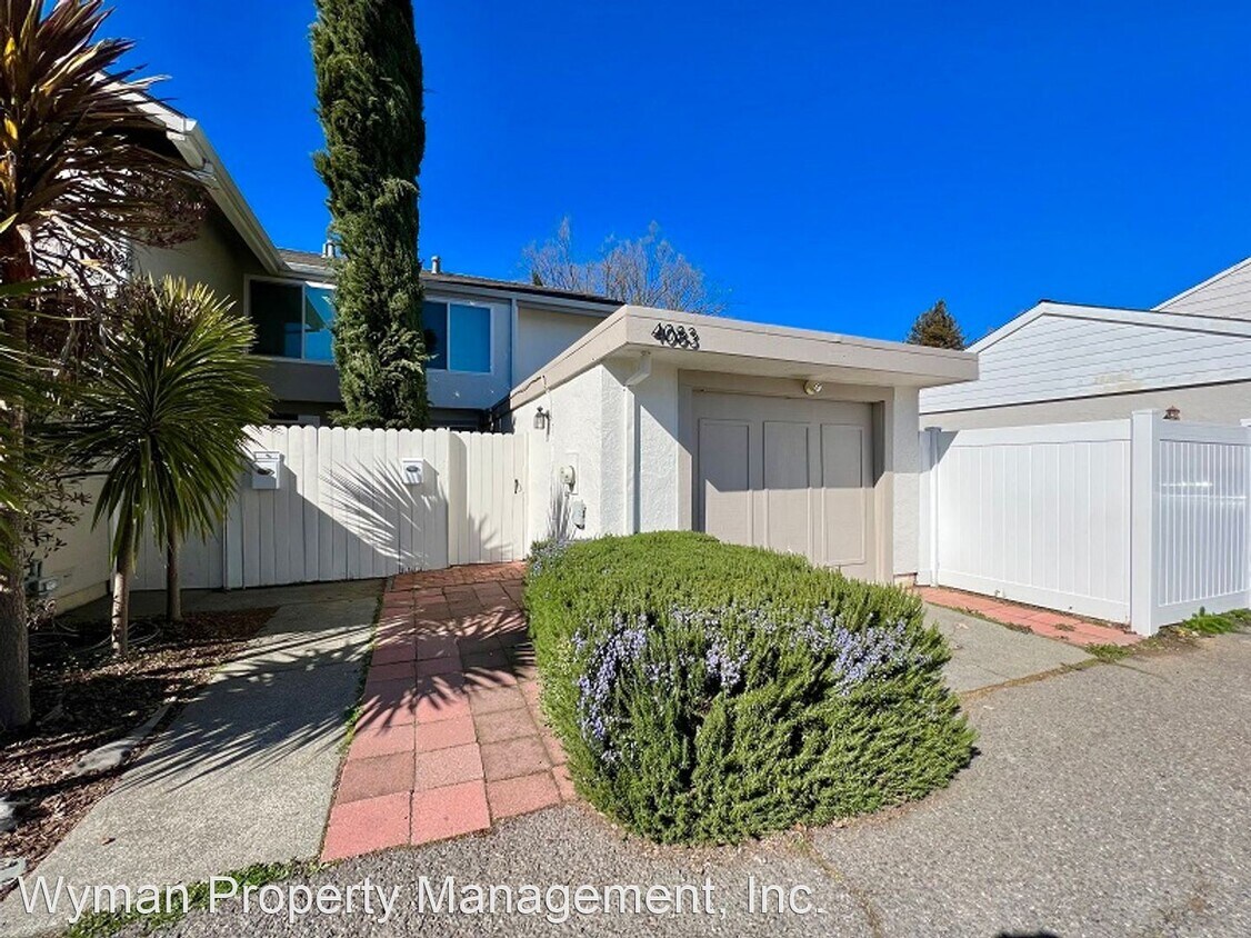 Foto principal - 2 br, 1.5 bath House - 4083 Tokay Drive
