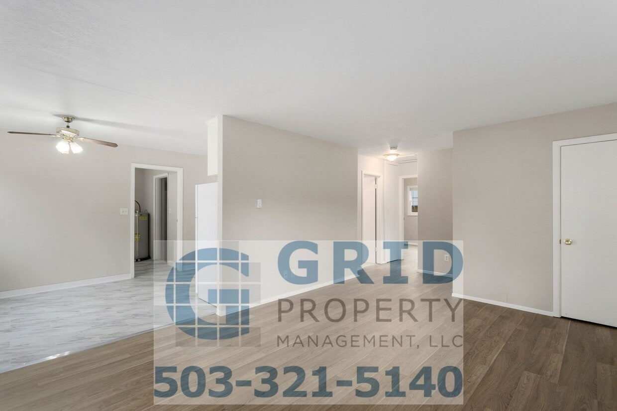 3 Bedroom Home - Large Corner Lot - SE Portland! - 3 Bedroom Home - Large Corner Lot - SE Por...