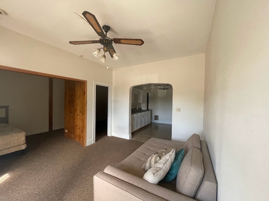 349 W Main St Unit 1, Marshall, MN 56258 Apartments in Marshall, MN