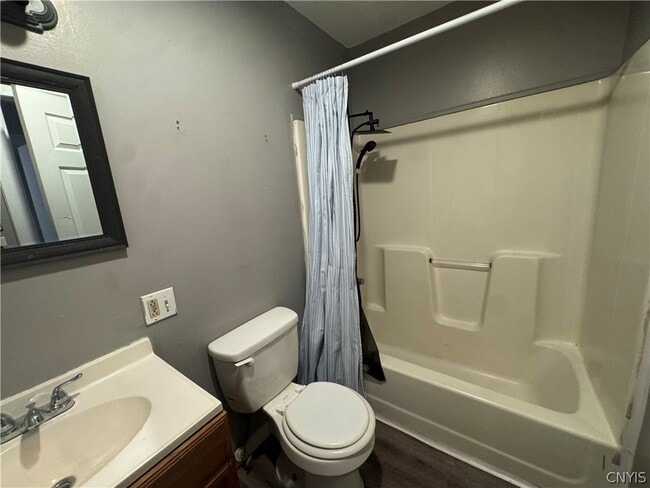 Foto del edificio - 109 1st St