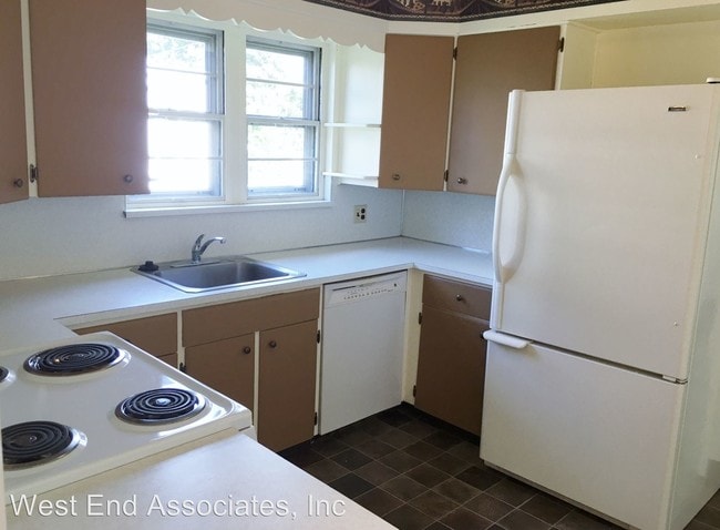 Building Photo - 4 br, 1 bath House - 2319 Albright Ave