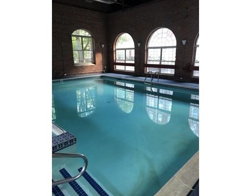 Primary Photo - 24 N Stone Mill Dr