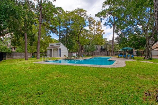 Building Photo - 12625 Memorial Dr