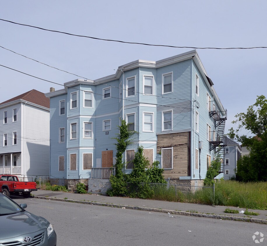 11 Nye St, New Bedford, MA 02746 11 Nye St New Bedford, MA