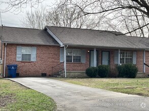 Building Photo - 8671 Tervada Dr