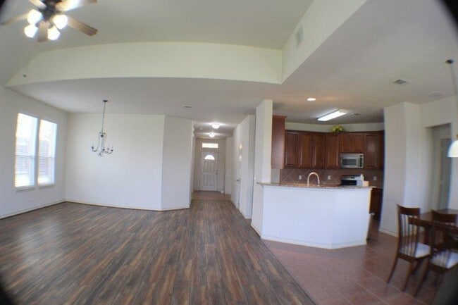 Building Photo - 20905 Mandrake Dr
