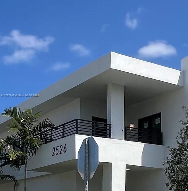 Foto del edificio - 2526 Pierce St