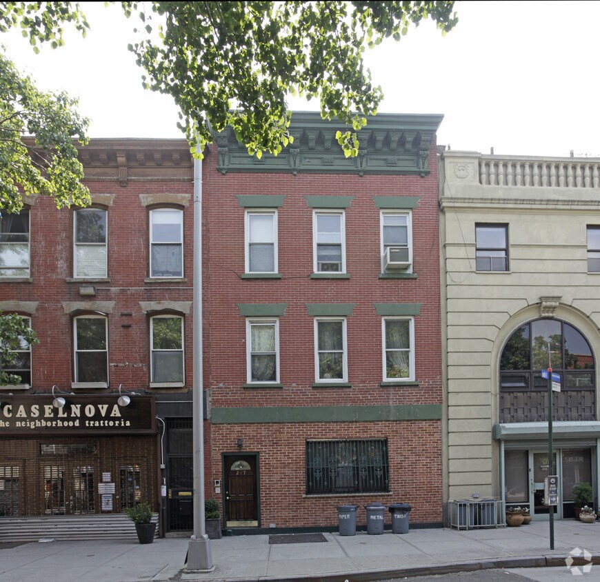 Foto del edificio - 217 Columbia St