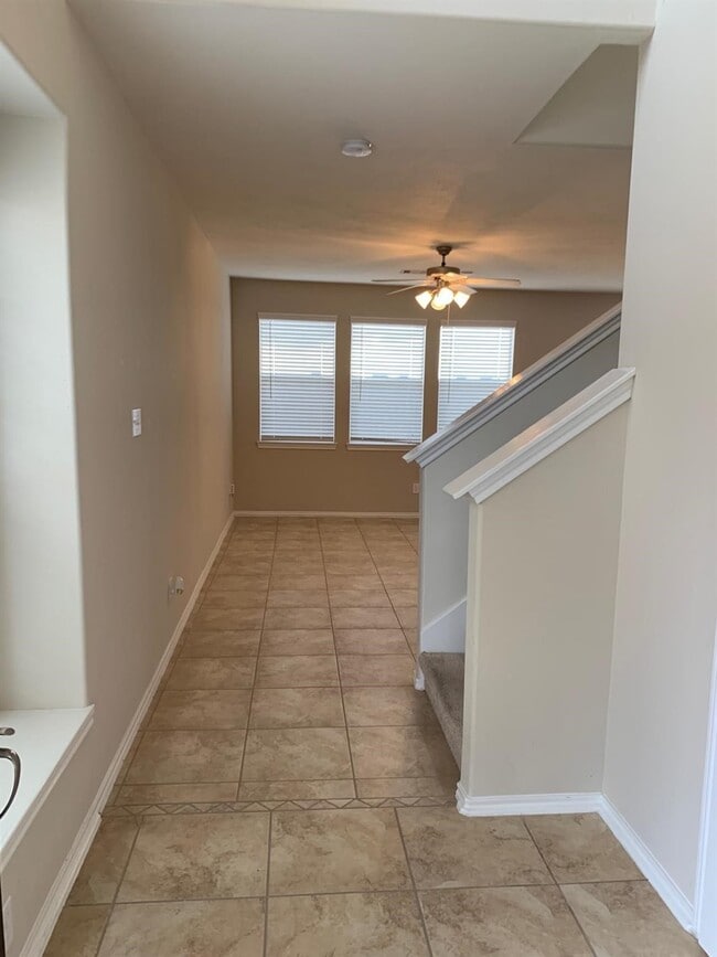 Building Photo - 14422 LILYGATE Ct