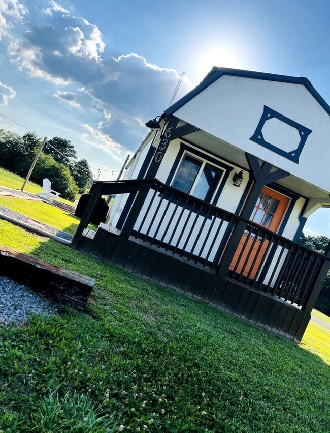 Building Photo - 630 Co Rd 384