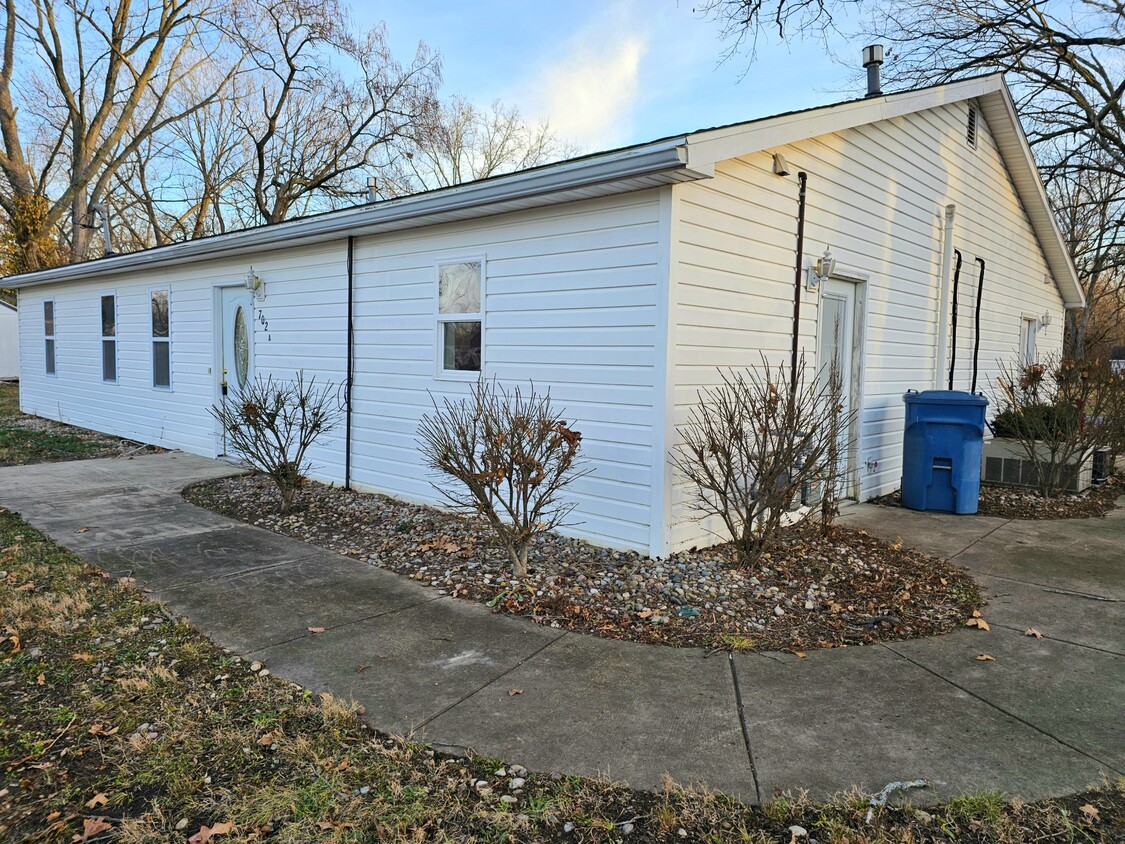 Foto principal - 702 Forrest St