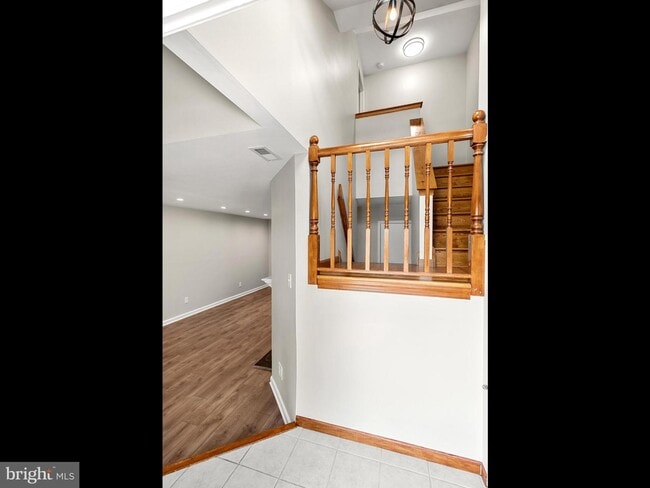 Building Photo - 5405 Lister Ct