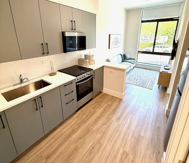 Furnished Studio - Grand View Park Apartments