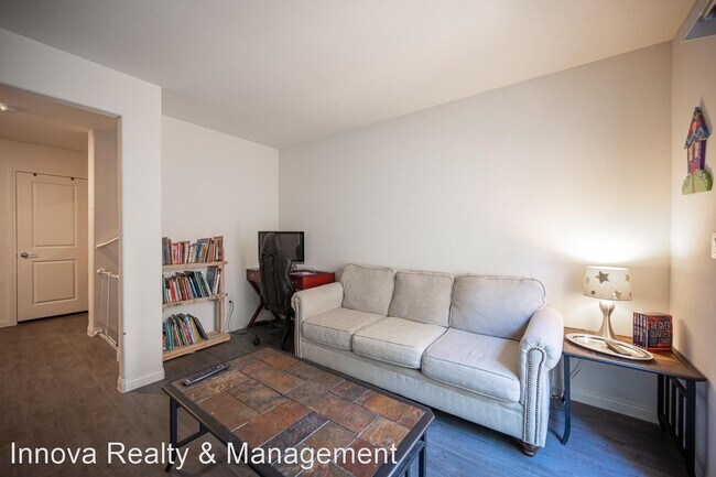 Building Photo - 3 br, 2.5 bath House - 6867 Crimson Shadow...