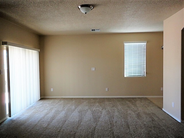 Building Photo - 2708 Moon Shadow Drive NE