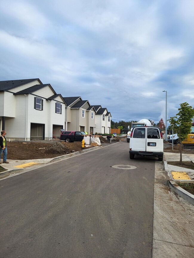 Building Photo - 4369 Kalmia St