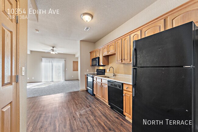 Foto del edificio - 10354 Edith Ave