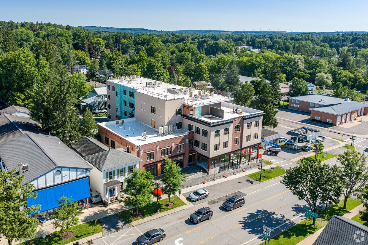 Foto aérea - Berkley Apartments