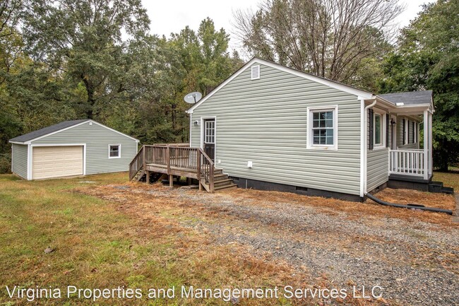 Building Photo - 3 br, 1.5 bath House - 10524 Cutbank Churc...