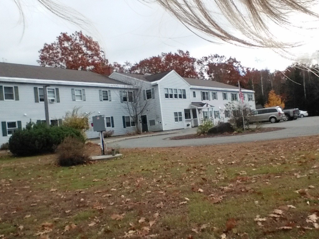 Building Photo - 28 Parkwoods Dr