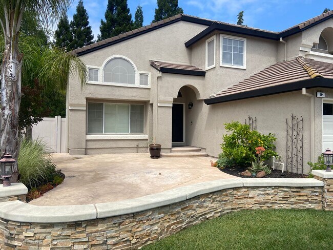 Foto del edificio - Pristine 4 Bedroom, 3 Bath in South Lexington