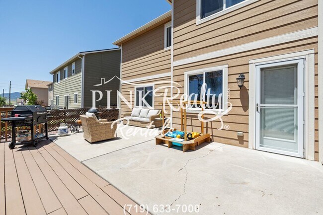 Building Photo - 4051 Silver Star Grove